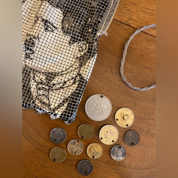 COMING SOON!! Rare Vintage Whiting & Davis Charlie Chaplin Mesh Bag 🎩 - Picture 7 of 16